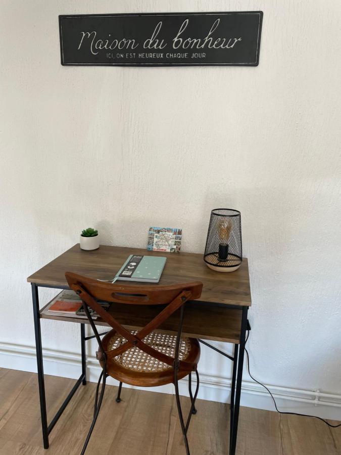 Un Cocon Au Coeur De La Champagne Avec Parking Apartman Épernay Kültér fotó